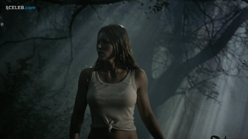 2. Jessica Biel sexy – The Texas Chainsaw Massacre (2003)