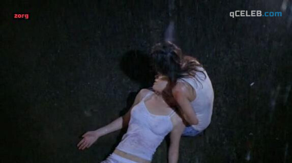 1. Jenny Mollen sexy – Ring Around the Rosie (2006)