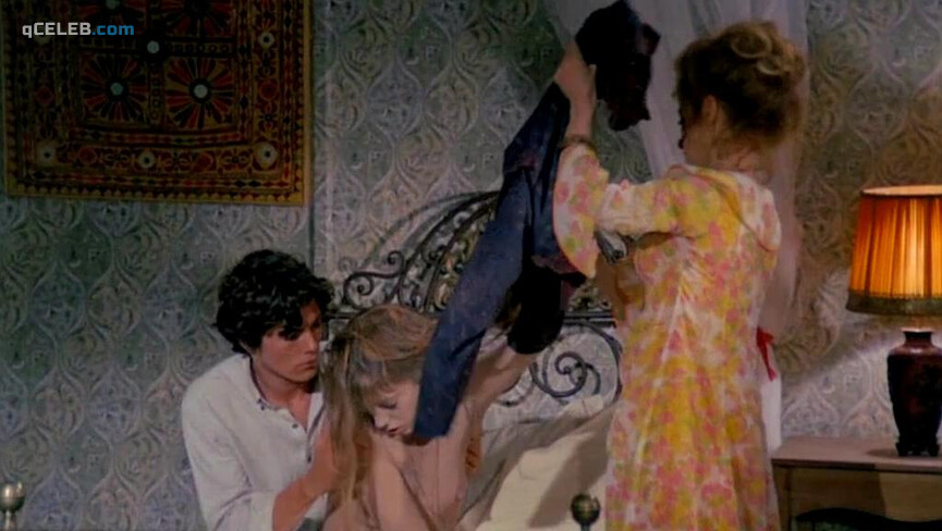 2. Jane Birkin nude, Elsa Martinelli nude – Katmandu (1969)