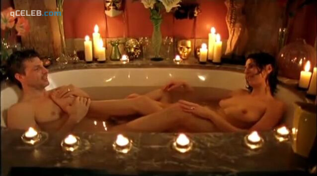 1. Gina Bellman nude, Kristen McMenamy nude, Lidija Zovkic sexy – Married/Unmarried (2001)