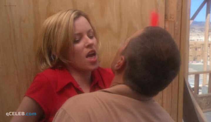 2. Elizabeth Banks sexy, Azura Skye sexy – Sexual Life (2005)