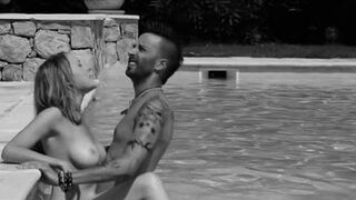 Celia Muir nude – Dead in France (2012)