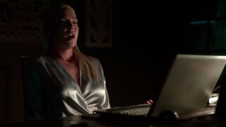Rosario Dawson sexy, Katherine Heigl sexy – Unforgettable (2017)
