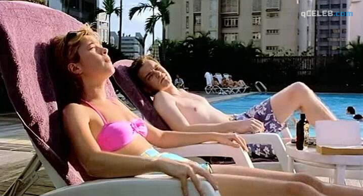 2. Anna Friel nude – Rogue Trader (1999)