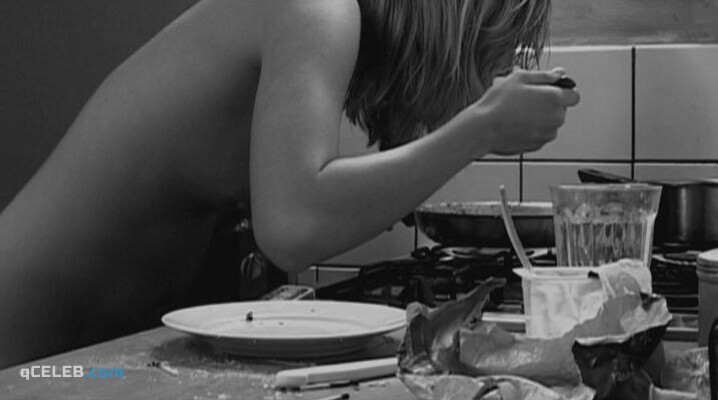 3. Nellie Benner nude – Crepuscule (2009)
