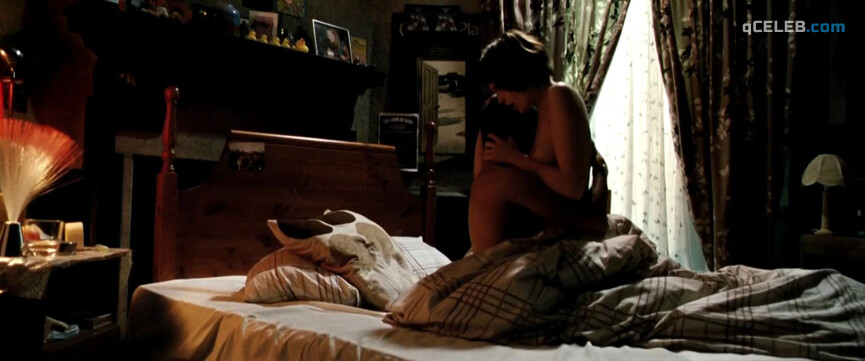 2. Tuppence Middleton nude – Cleanskin (2012)
