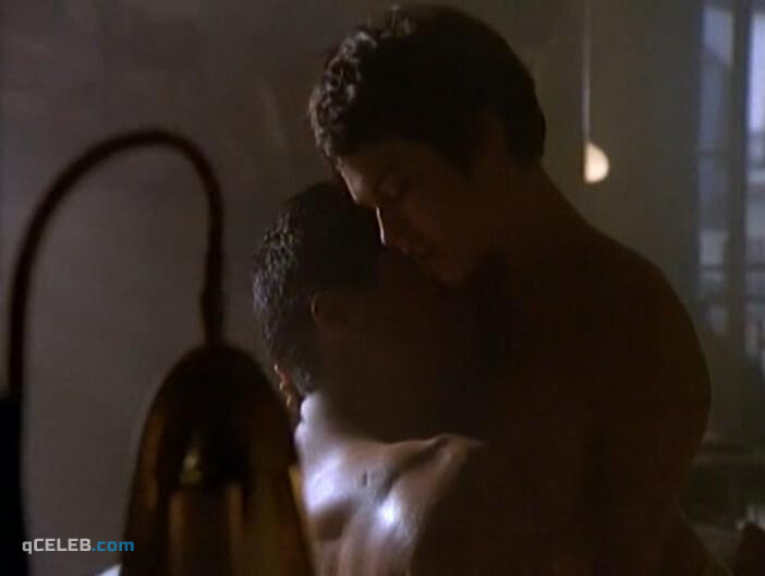 1. Marie-Josee Croze nude – The Hunger s01e11 (1997)