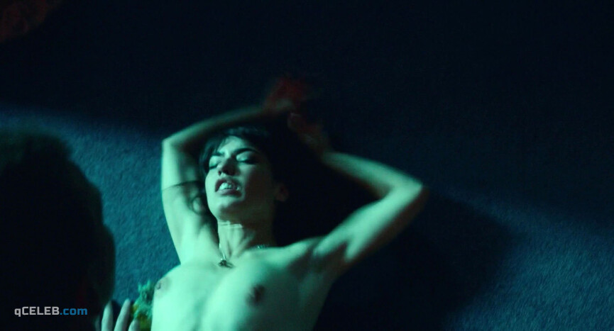 1. Anjela Nedyalkova nude – T2 Trainspotting (2017)