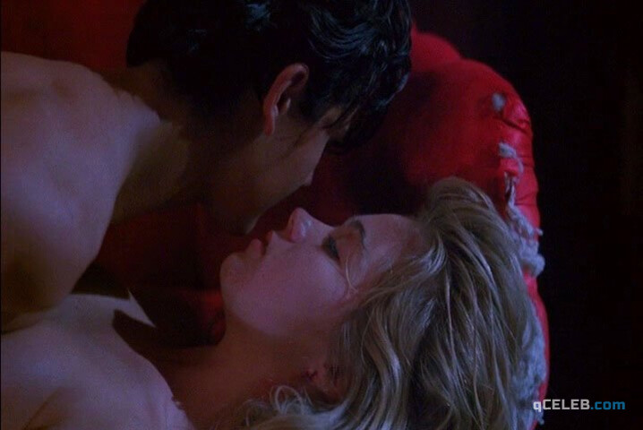 5. Christina Applegate sexy – Streets (1990)
