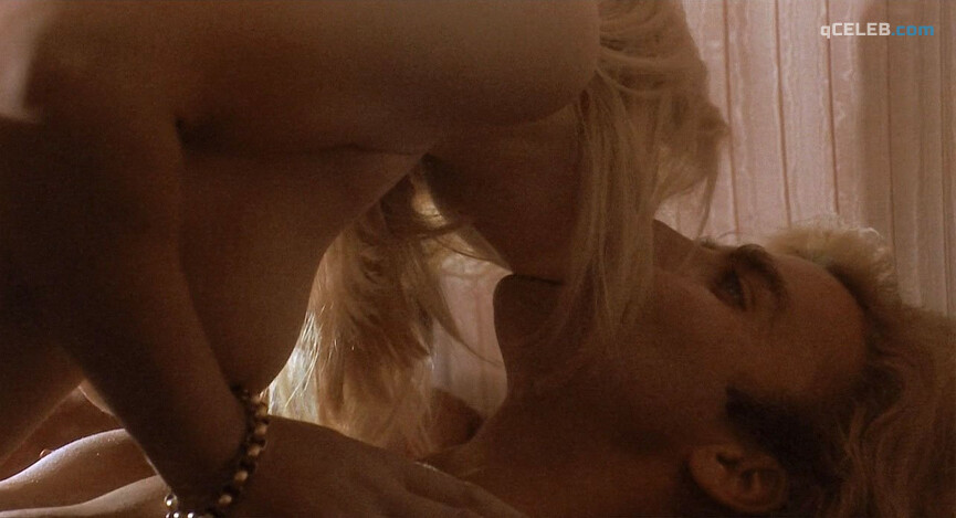 3. Jenny Wright nude – The Lawnmower Man (1992)