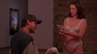 Andie MacDowell sexy – The End of Violence (1997)