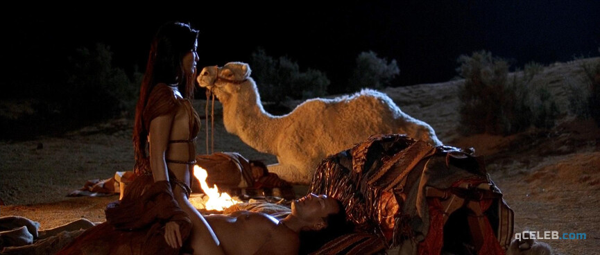 3. Kelly Hu sexy – The Scorpion King (2002)