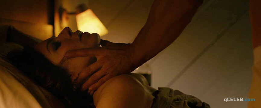 3. Lynn Collins nude – Lost in the Sun (2015)