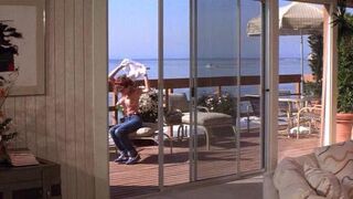Rosanna Arquette nude, Julie Andrews nude – S.O.B. (1981)