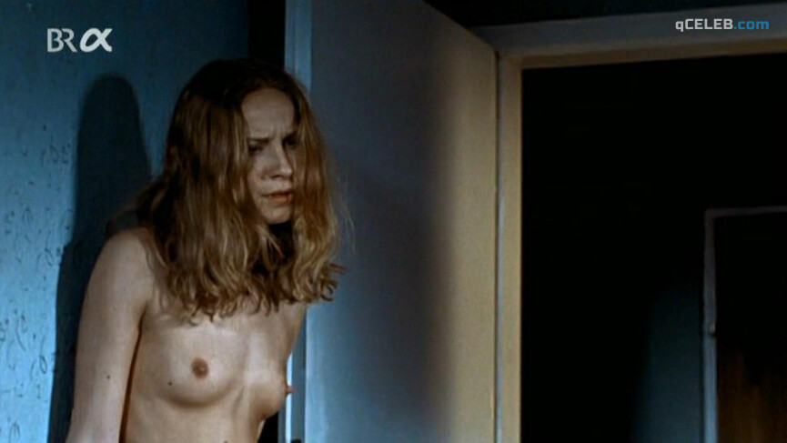 1. Chiara Schoras nude – Honolulu (2001)