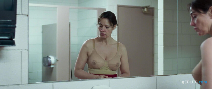 2. Monica Bellucci sexy – Ville-Marie (2015)