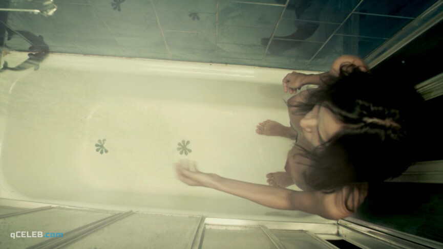 1. Elena Anaya nude – Hierro (2009)