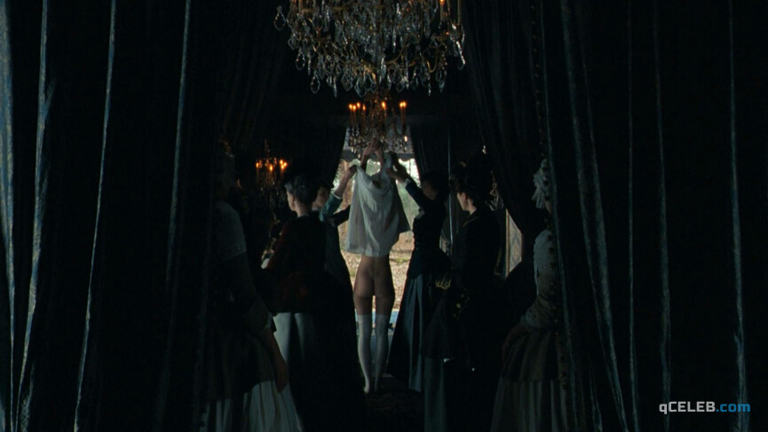 1. Kirsten Dunst nude – Marie Antoinette (2006)
