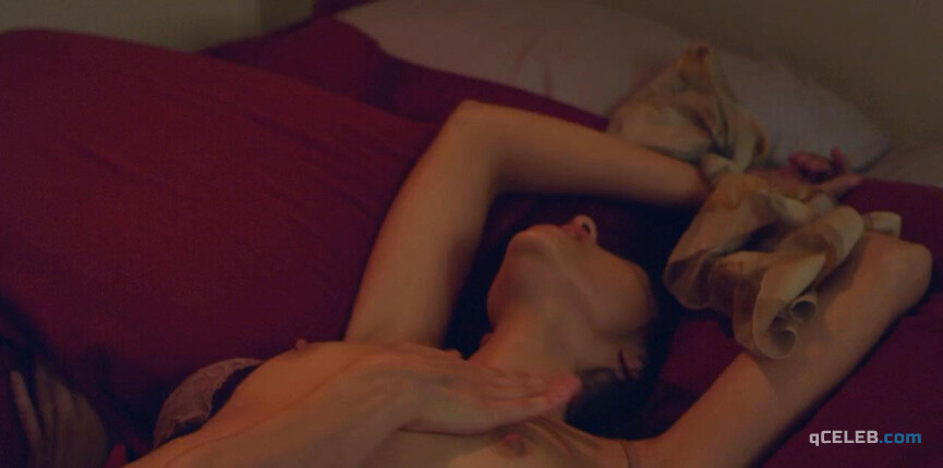 1. Tammy Jean sexy, Asta Paredes nude – Sociopathia (2015)