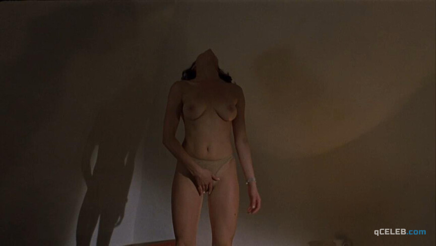2. Luisa Ranieri nude, Regina Nemmi nude – Eros (2004)