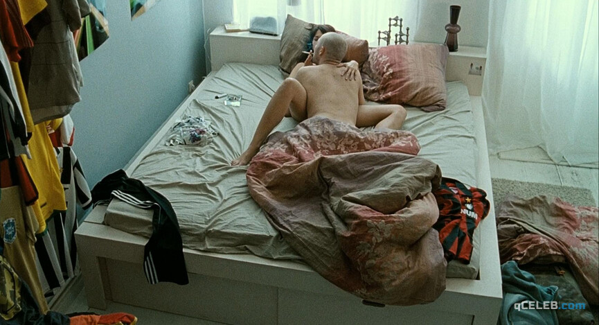 3. Henriette Muller nude, Rita Lengyel nude, Araba Walton nude – Berlin Calling (2008)