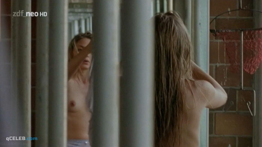 2. Annika Blendl nude – Ein starkes Team s01e41 (2009)