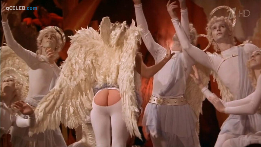 2. Elisabeth Shue nude – Cousin Bette (1998)