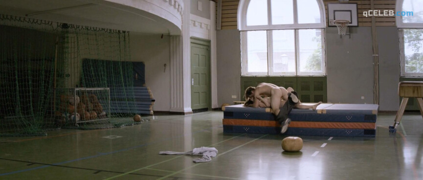 2. Michelle Barthel nude – Spieltrieb (2013)