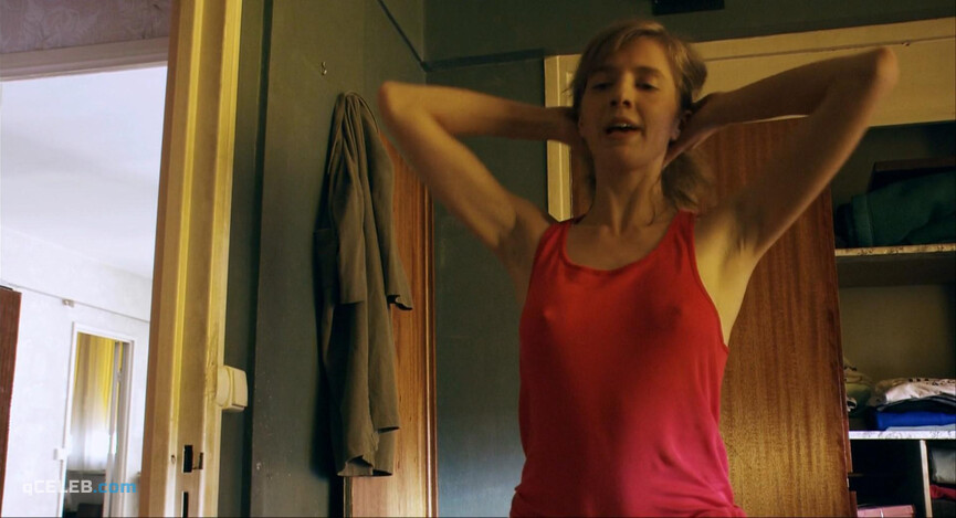 2. Irene Montala nude, Isabelle Joly nude, Anne Steffens nude – Russian Dolls (2005)