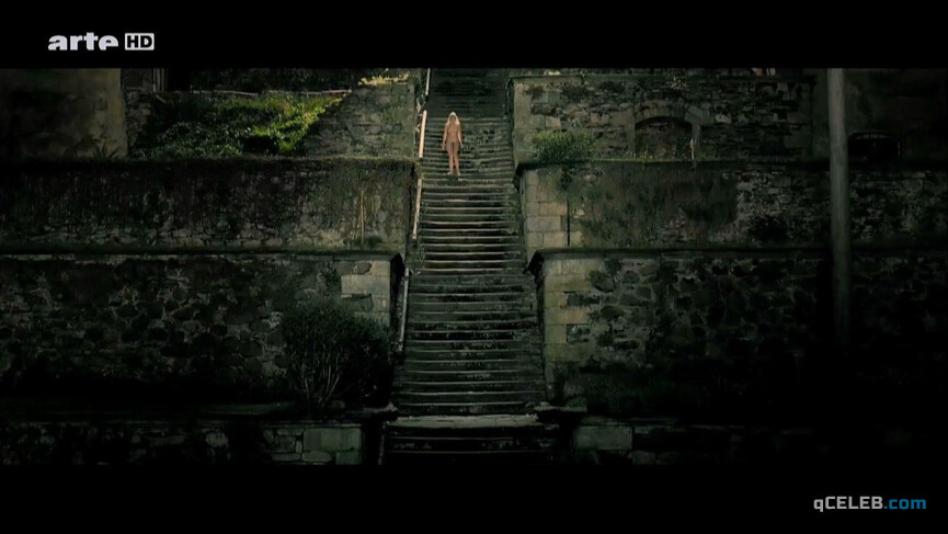 3. Jytte-Merle Bohrnsen nude – Bittere Kirschen (2011)