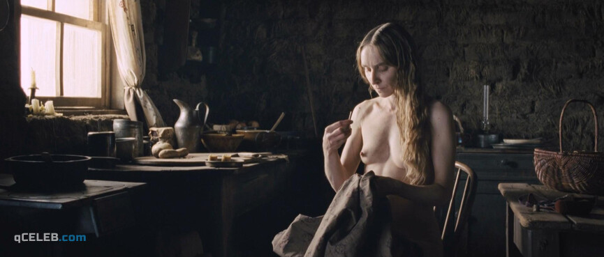 1. Sonja Richter nude, Miranda Otto nude – The Homesman (2014)