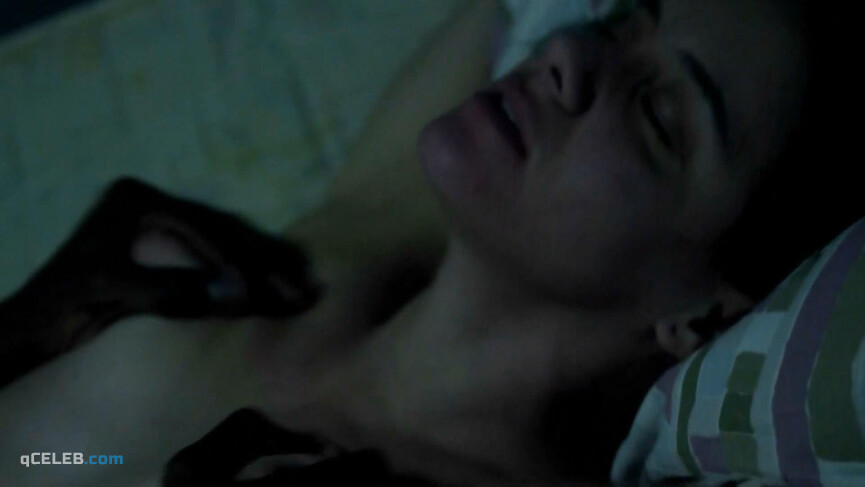 3. Tayana Dantas nude – Entreturnos (2014)