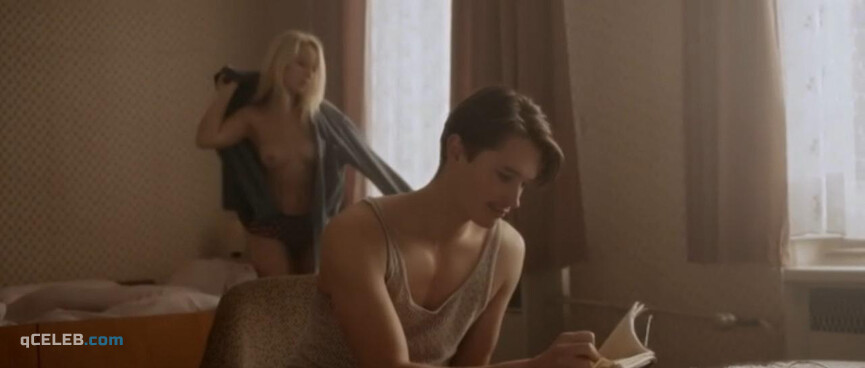 3. Sonja Gerhardt nude – Dessau Dancers (2014)