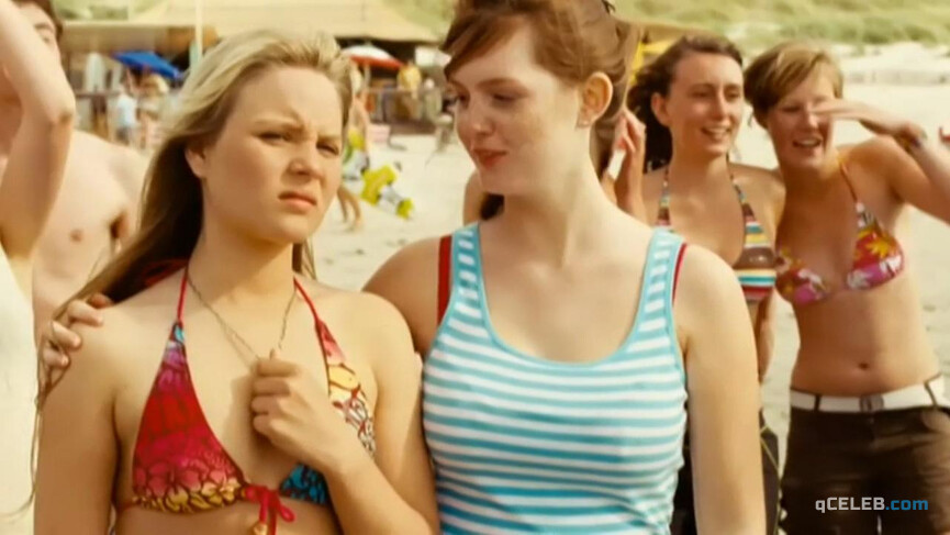 1. Sonja Gerhardt sexy, Jelena Weber sexy – Summer (2008)
