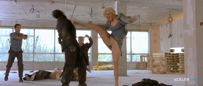 1. Emma Sjoberg sexy – Taxi 2 (2000)