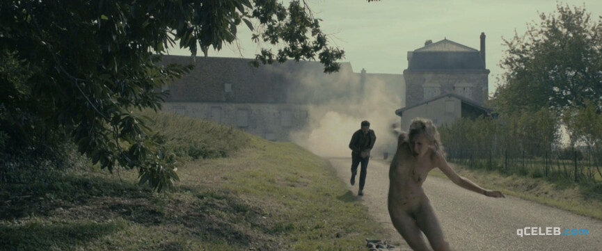 2. Geraldine Martineau nude – The Lookout (2012)