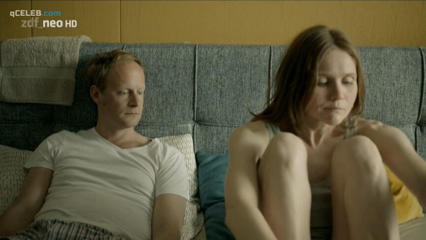 2. Lisa Hagmeister nude – Come On! Therapy for the Undecided s01e03 (2015)
