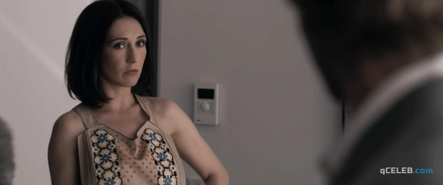 3. Carice van Houten nude – The Happy Housewife (2010)