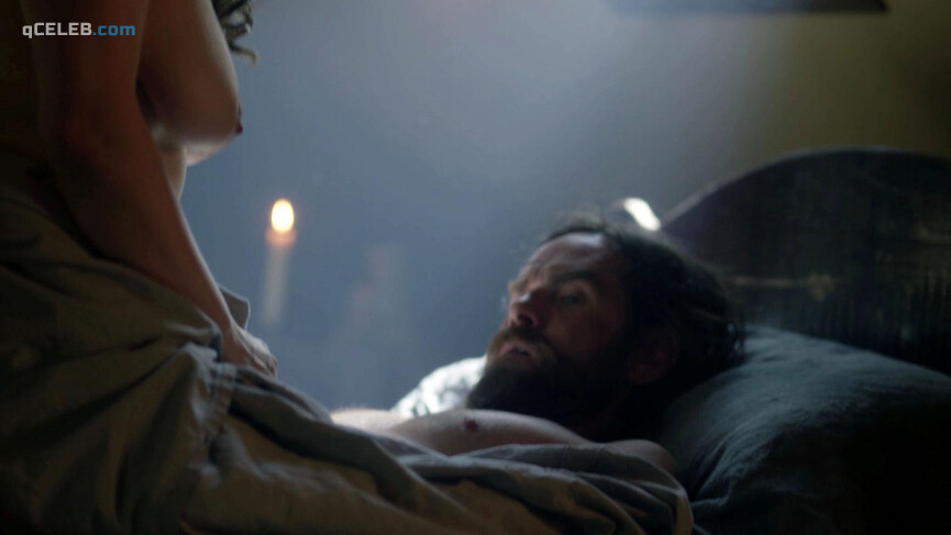 2. Adrienne-Marie Zitt nude – Outlander s02e03 (2016)