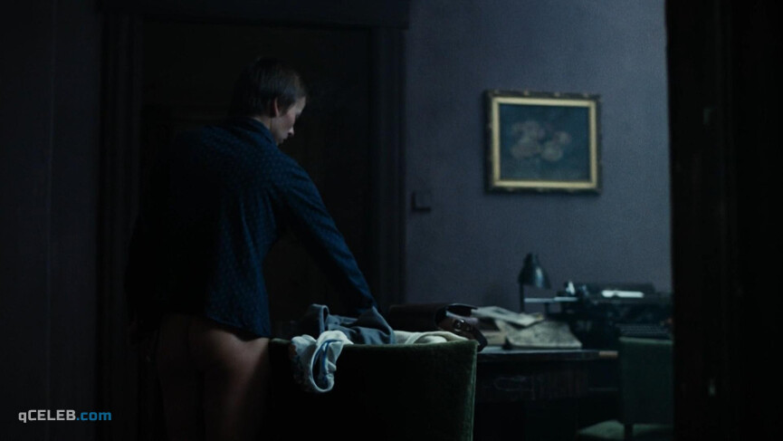 2. Boguslawa Pawelec nude – Blind Chance (1987)