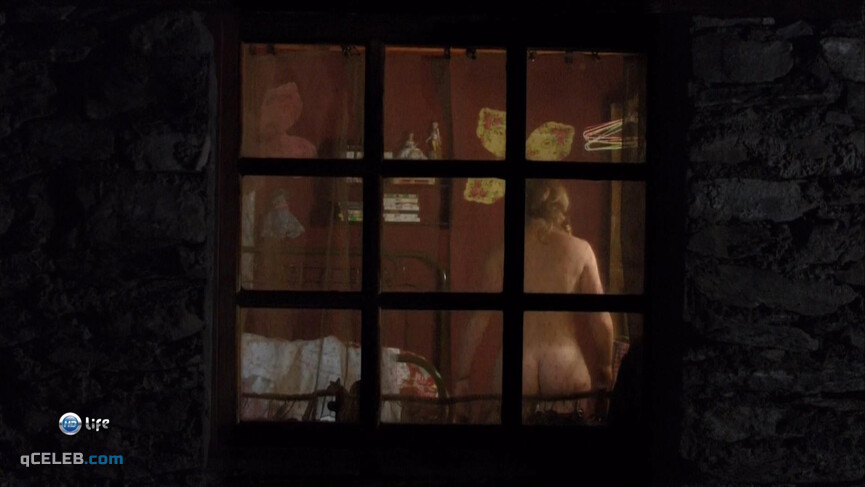 2. Camille Fancea nude – Beauregard (2009)