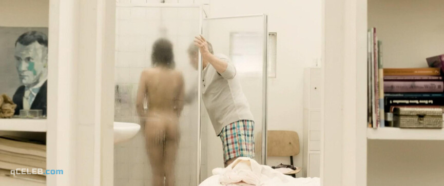 2. Eva Van de Wijdeven nude, Maria Kraakman nude – Schneider vs. Bax (2015)
