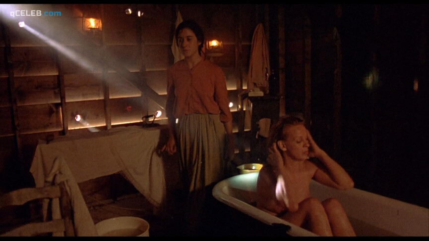 1. Regina Torne nude – Like Water for Chocolate (1992)