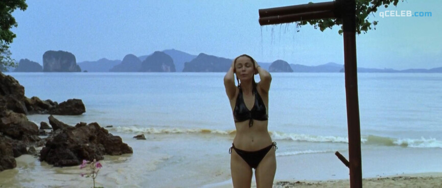 2. Emmanuelle Beart nude – Vinyan (2008)