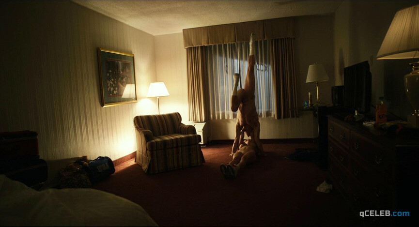 3. Melissa Rauch nude – The Bronze (2015)