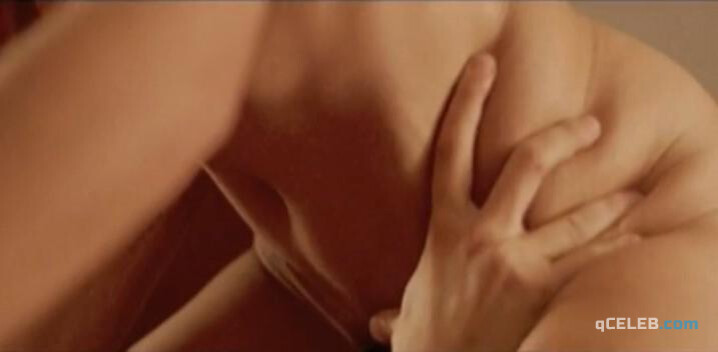 3. Anna Allen nude – Dos de dos (2009)