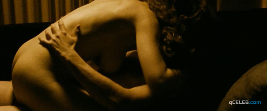 2. Eugenie Anselin nude, Isabelle Caillat nude, Shiva Gholamianzadeh nude – Verso (2009)