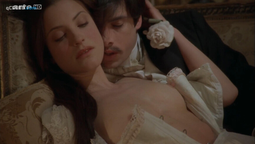 1. Sara Pasquier nude, Zoe Nonn nude – À la recherche du temps perdu (2010)