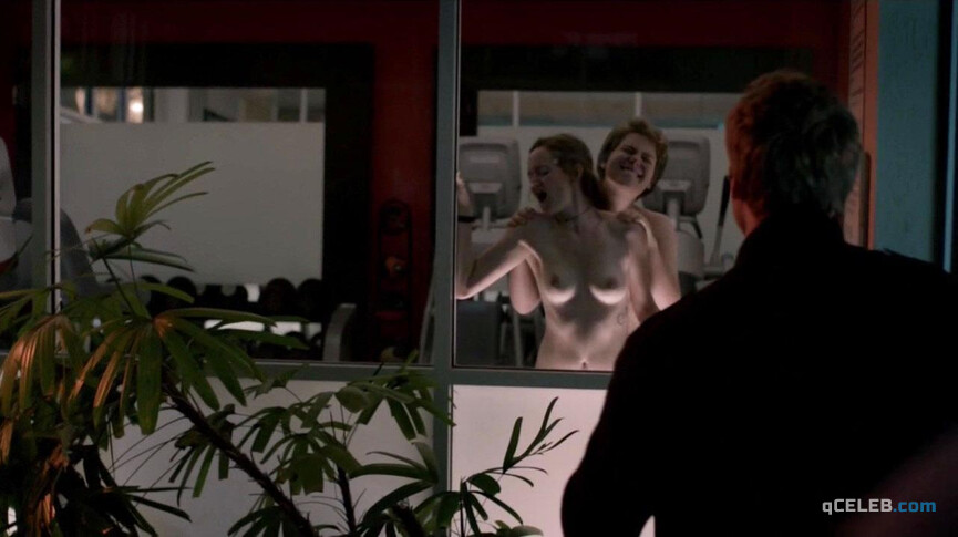 3. Dorothy Reynolds nude – Vice Principals s01e03 (2016)