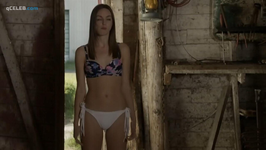 2. Michelle Mylett sexy – Letterkenny s01e02-05 (2016)